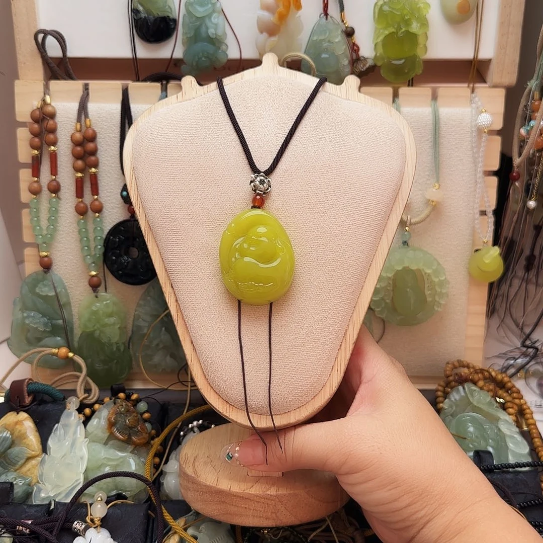 蛇纹石玉合金颈饰