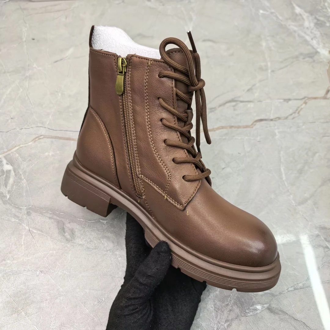 ef  (孤品)  37/38码粗跟女靴(牛皮)646-6380