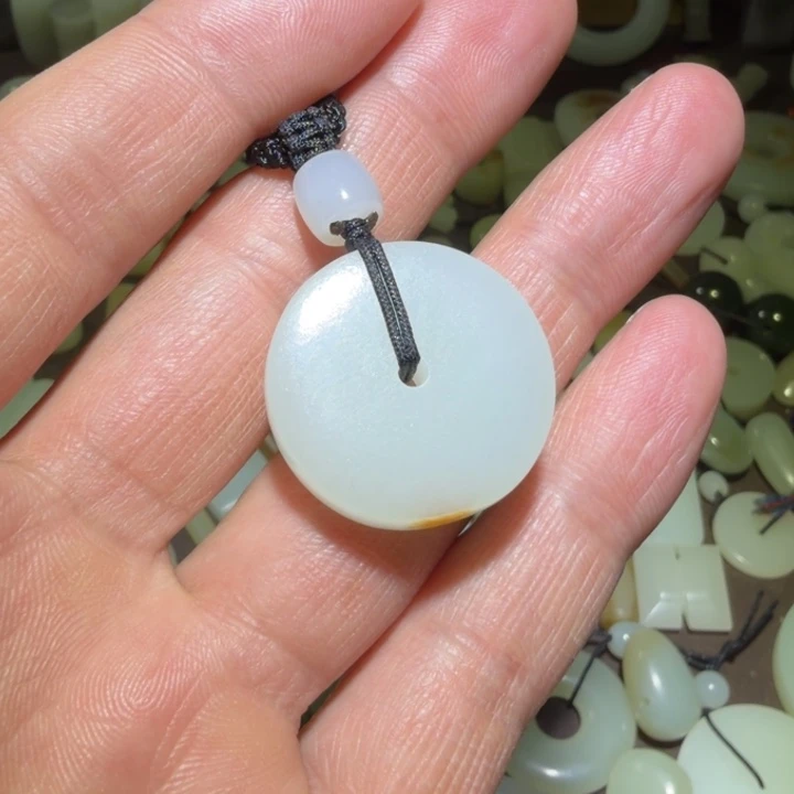 悟***道和田玉未镶嵌吊坠(不含链)