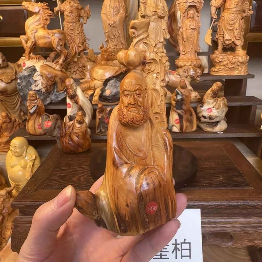 崖柏小木匠艺雕一物一拍