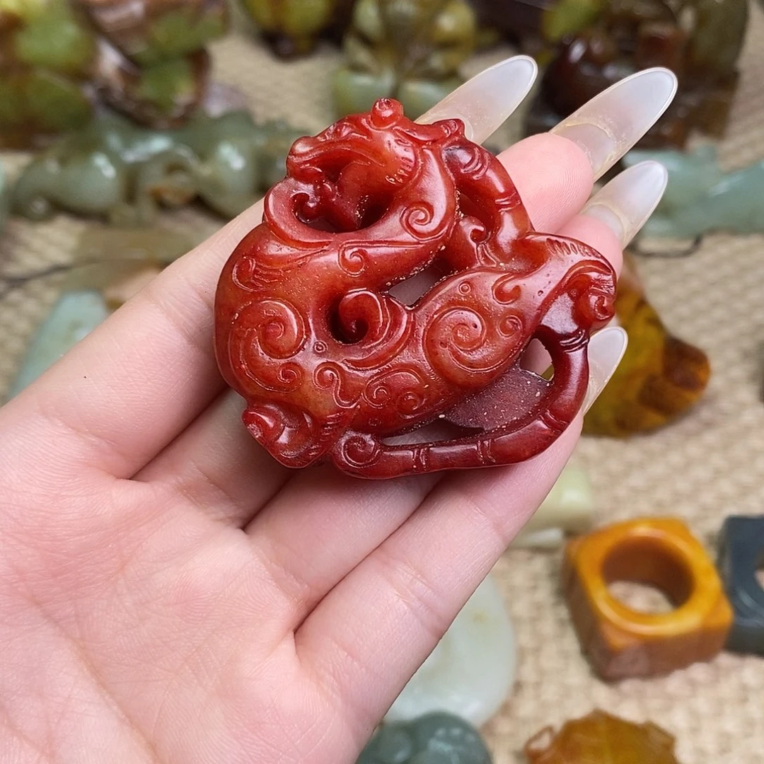 未镶嵌蛇纹石玉颈饰