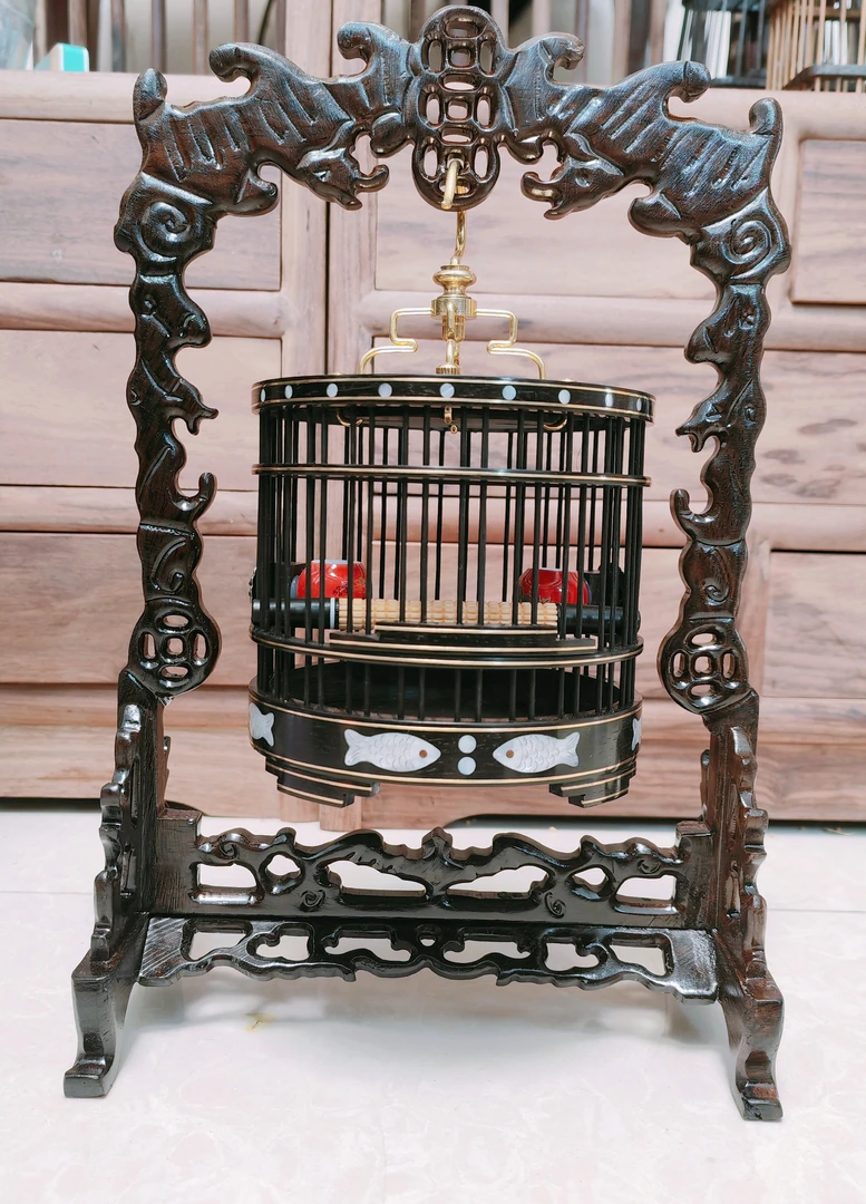 精品乌木圆形镶嵌小鱼蝈蝈笼高档乌木蝙蝠架子纯手工制作一套摆件