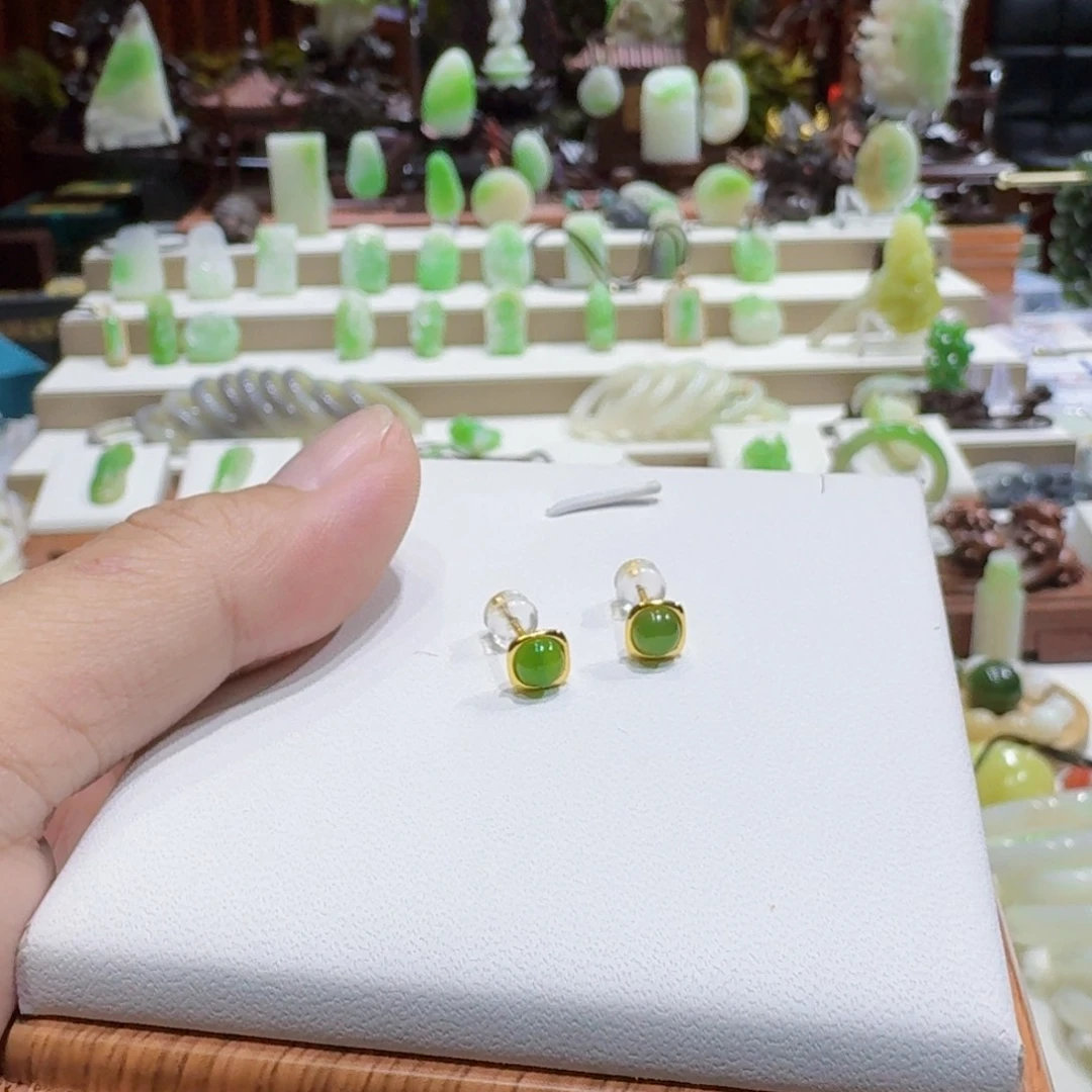 和田玉（碧玉）银S925镶嵌耳饰和田玉碧玉耳钉925银镶嵌