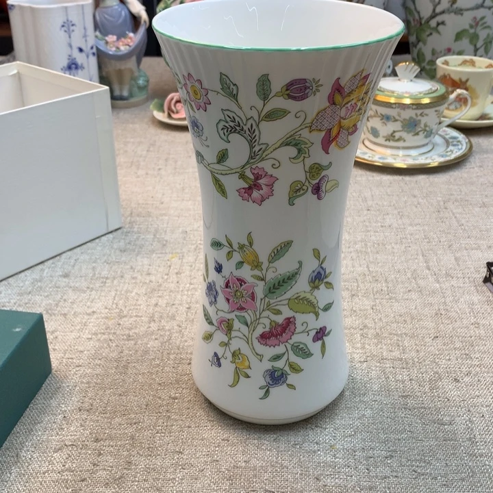 金瓷阁家的美丽瓷器