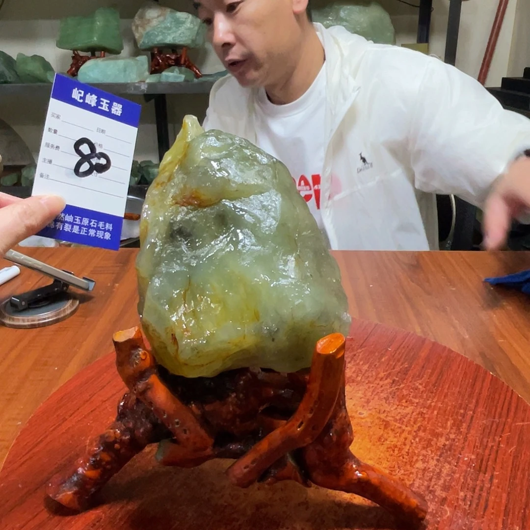 未镶嵌蛇纹石玉原石80