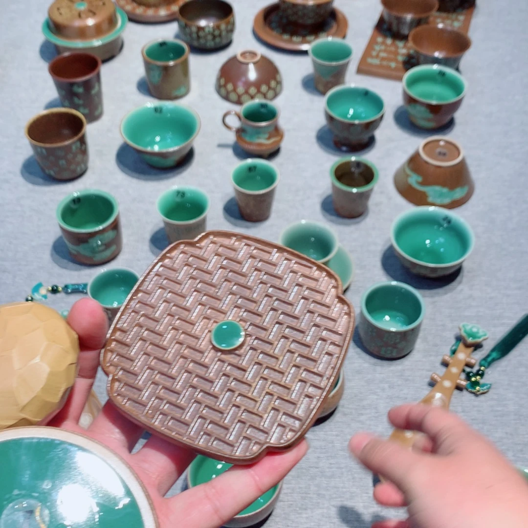 S***e龙泉青瓷茶具一套