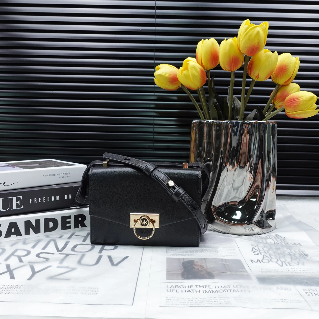 95新 MICHAEL KORS/迈克高仕 单肩包/T10240415