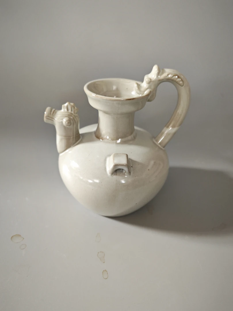 仿南北朝龙柄鸡头壶公道壶