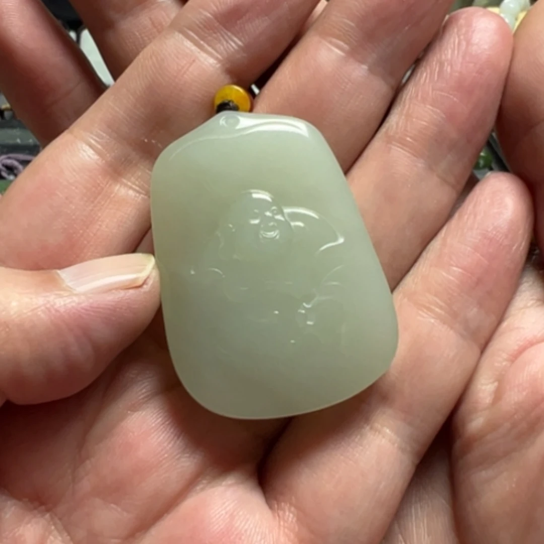 【闪购商品】颈饰未镶嵌和田玉