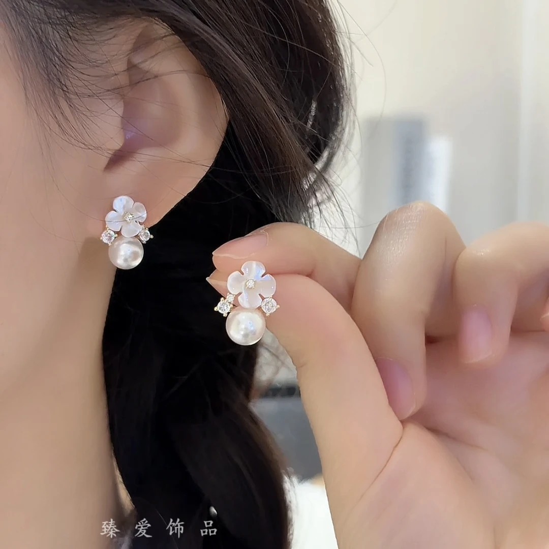 铜合金合成锆石耳饰 森系甜美文艺风时尚花朵珠珠耳钉