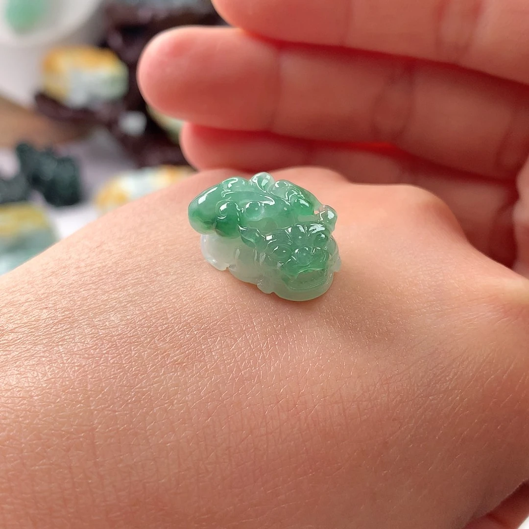 【闪购商品】翡翠颈饰未镶嵌翡翠貔貅