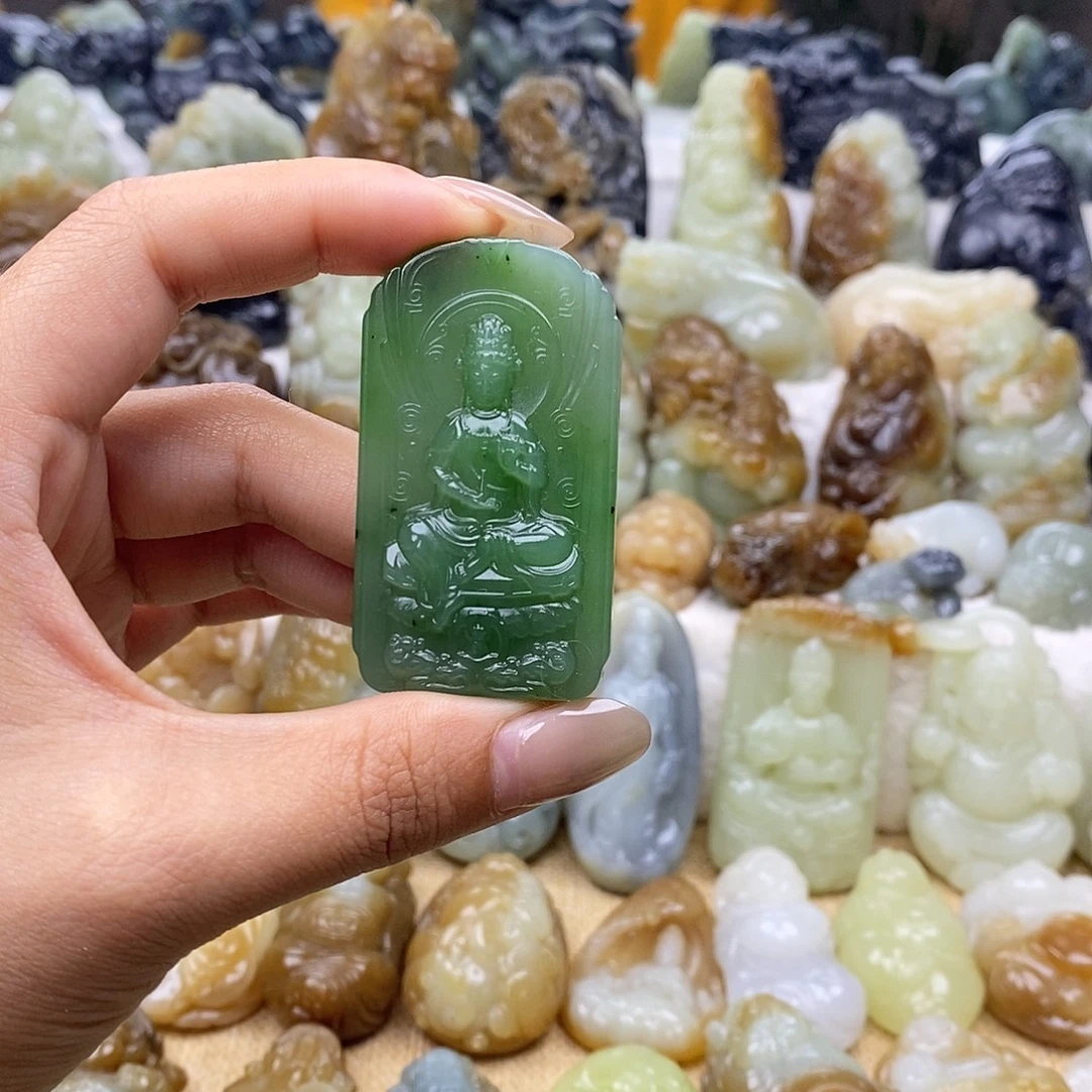 颈饰未镶嵌和田玉