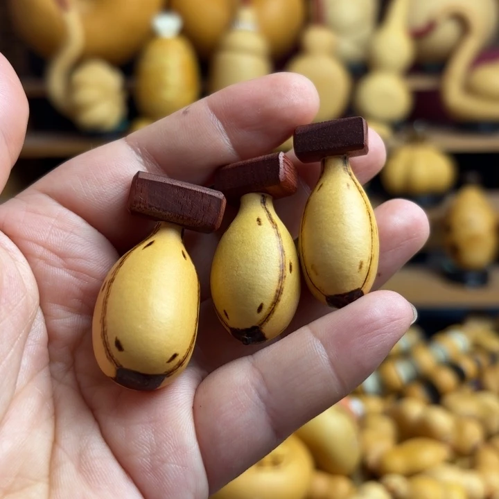 呐***木天然葫芦烙画香蕉