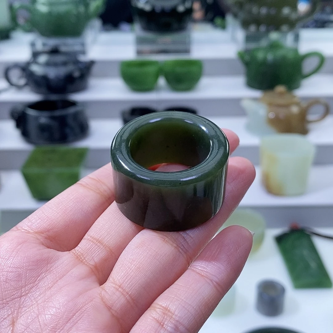 和田玉未镶嵌挂件扳指