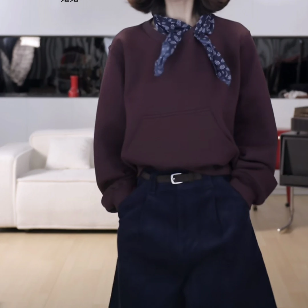 秋冬运动感圆领套头保暖卫衣2025新款设计感时尚休闲正肩长袖卫衣