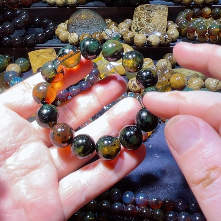 琥珀手链未镶嵌?****飘