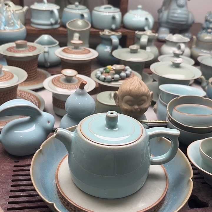 天青色，井栏壶，一级品，支钉烧