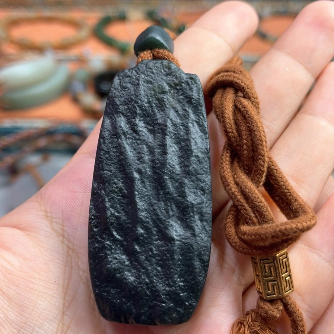 和田玉未镶嵌颈饰小*