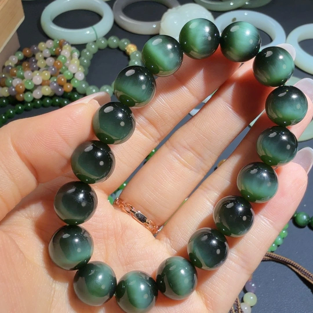 陈***亚手链未镶嵌和田玉