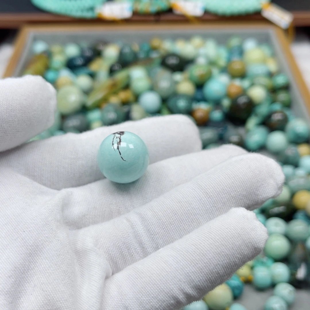 绿松石未镶嵌挂件