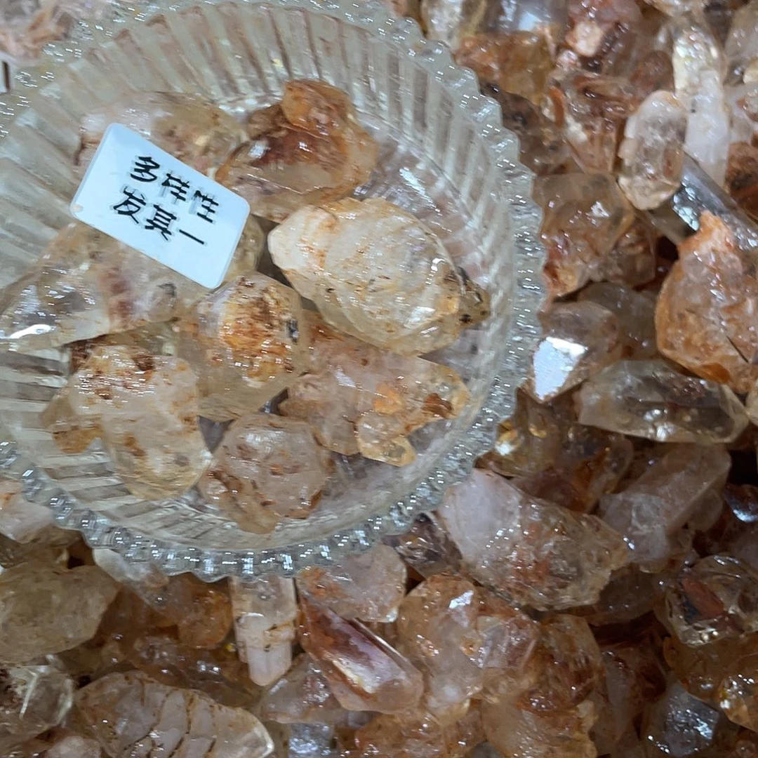水晶摆件…..未镶嵌100g