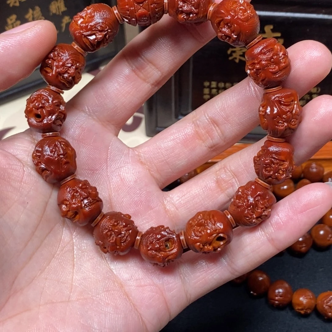 钢***侠吊坠橄榄核Dhd四面罗汉