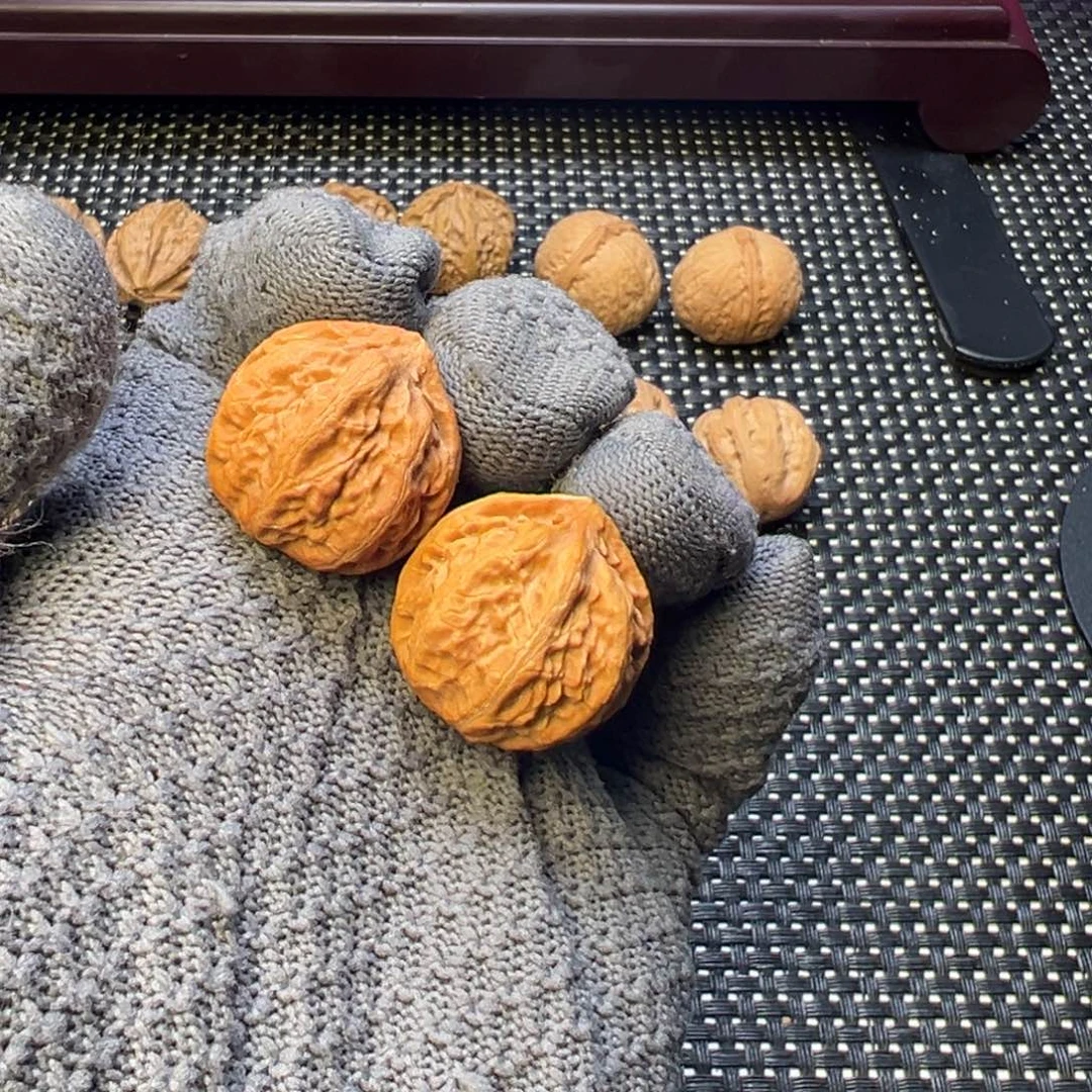 中***^把件文玩核桃小霸王龙