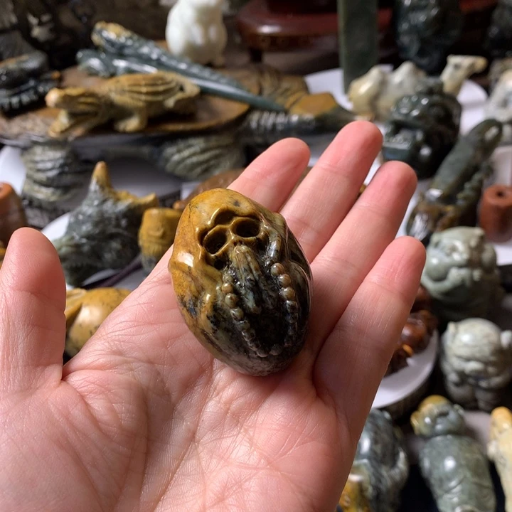 岫岩河磨玉（透闪石质玉）手链未镶嵌