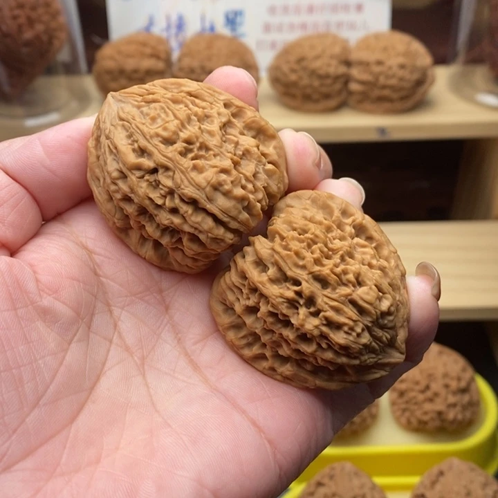 吊坠文玩核桃正三角拉丝天眼凹底毕业40尺2162