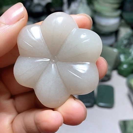 未镶嵌石英质玉珠宝半成品