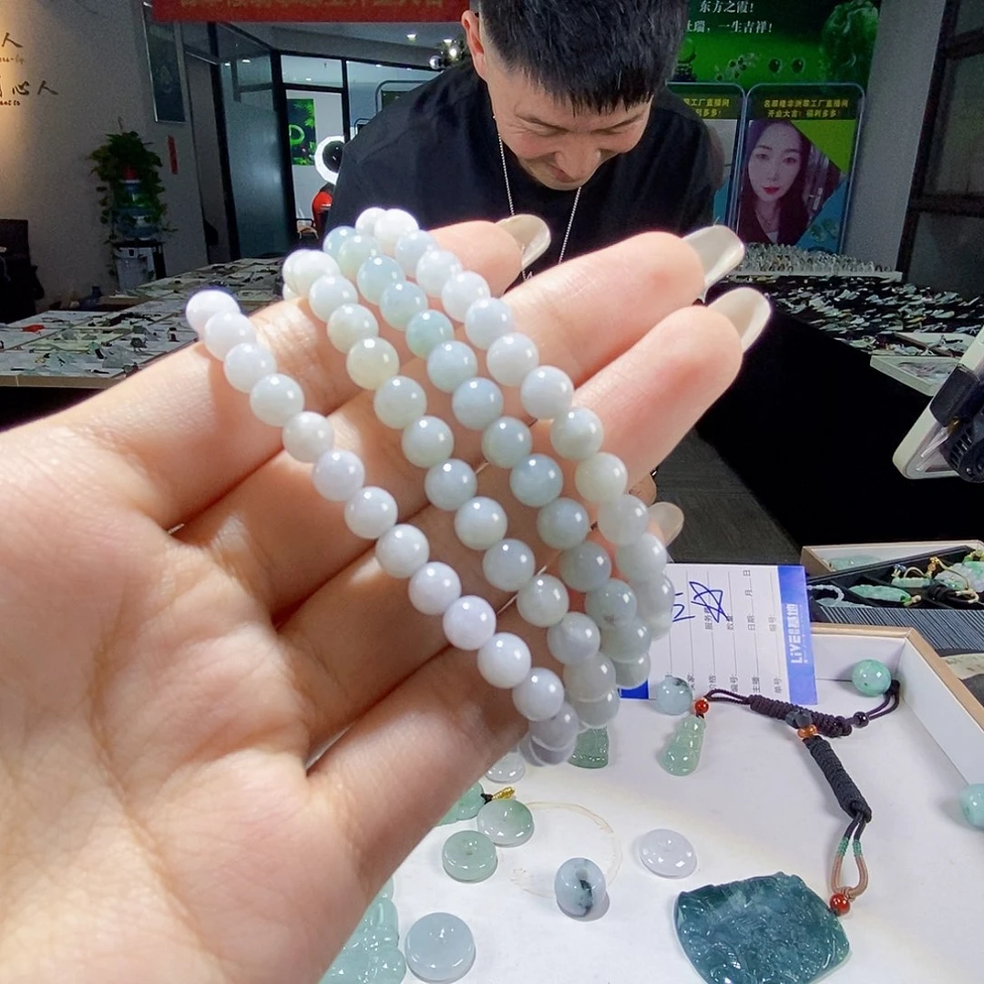 颈饰未镶嵌翡翠不退不换仅发一件