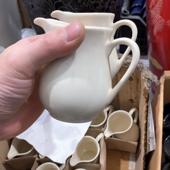 瓷片象牙瓷公道杯两个