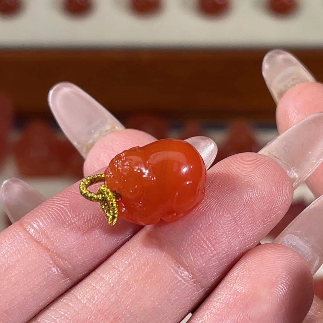 南红玛瑙未镶嵌貔貅 15x16.3mm