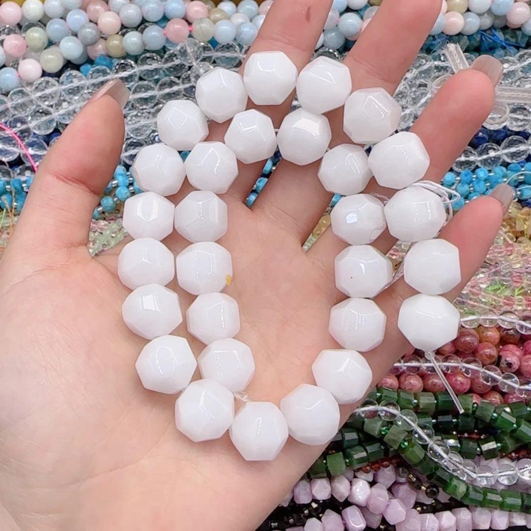 玛瑙/玉髓珠宝半成品未镶嵌新疆白玉切面一条卡13