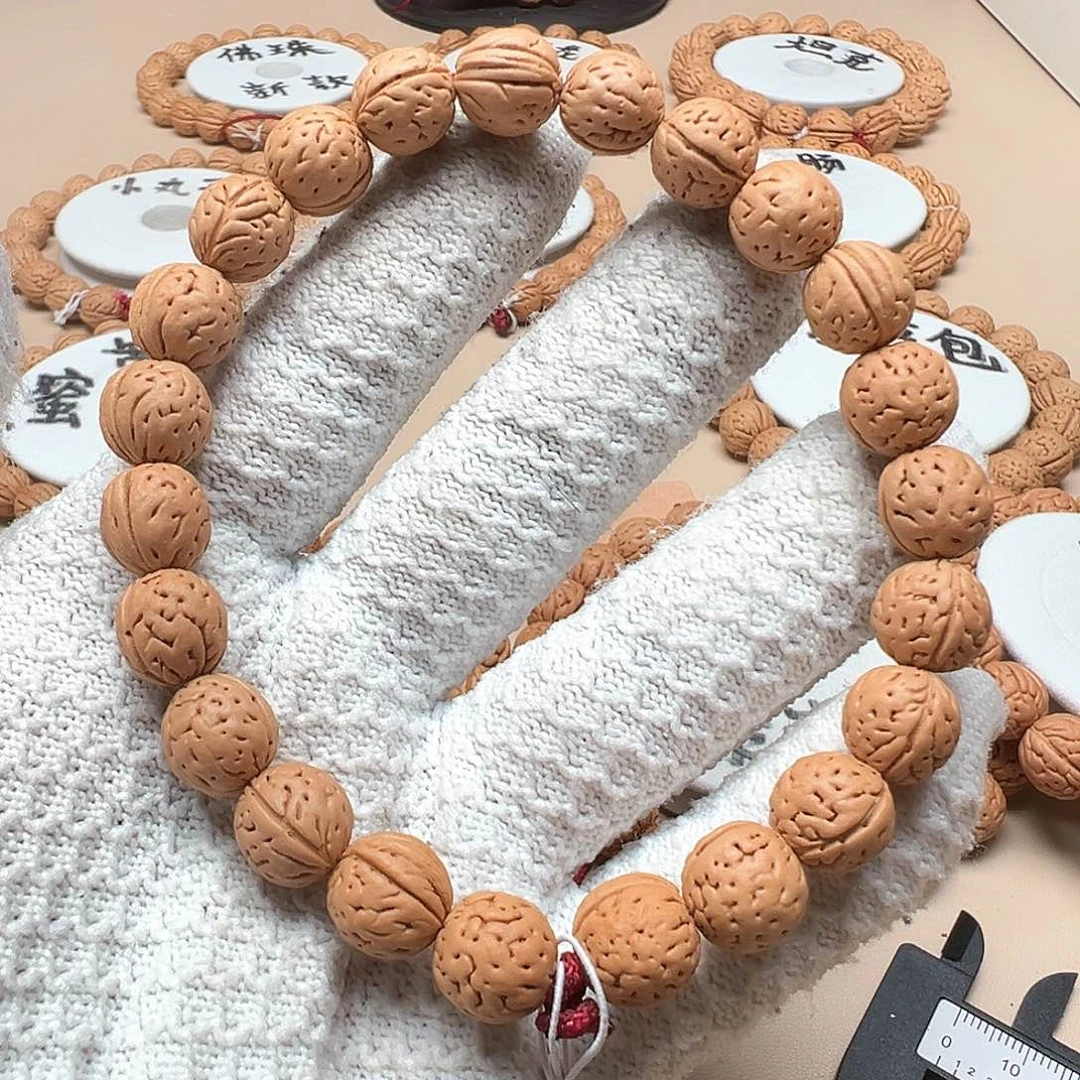 桃核手串1.1皮质硬