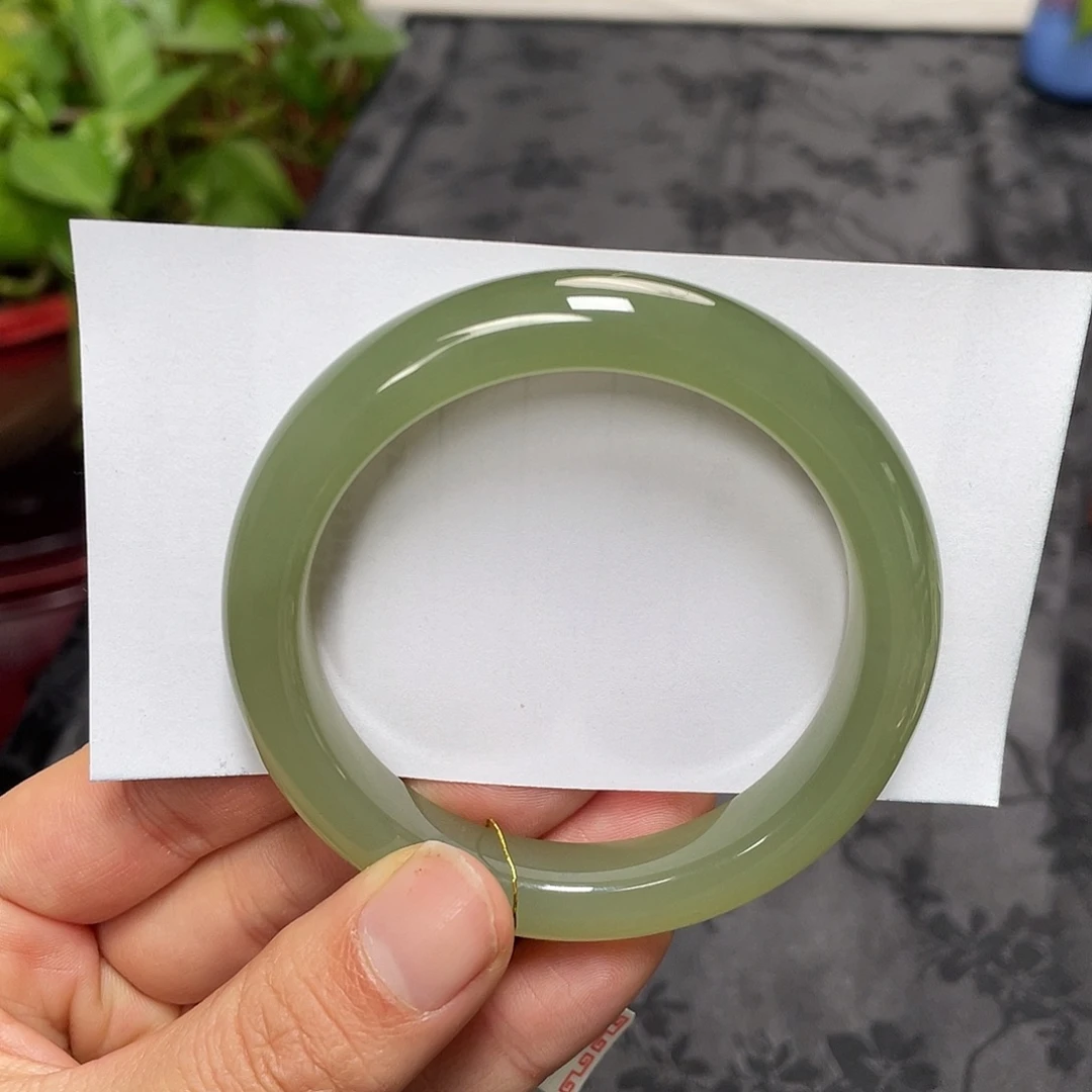 和田玉未镶嵌手镯-冰胶胶的湖水绿