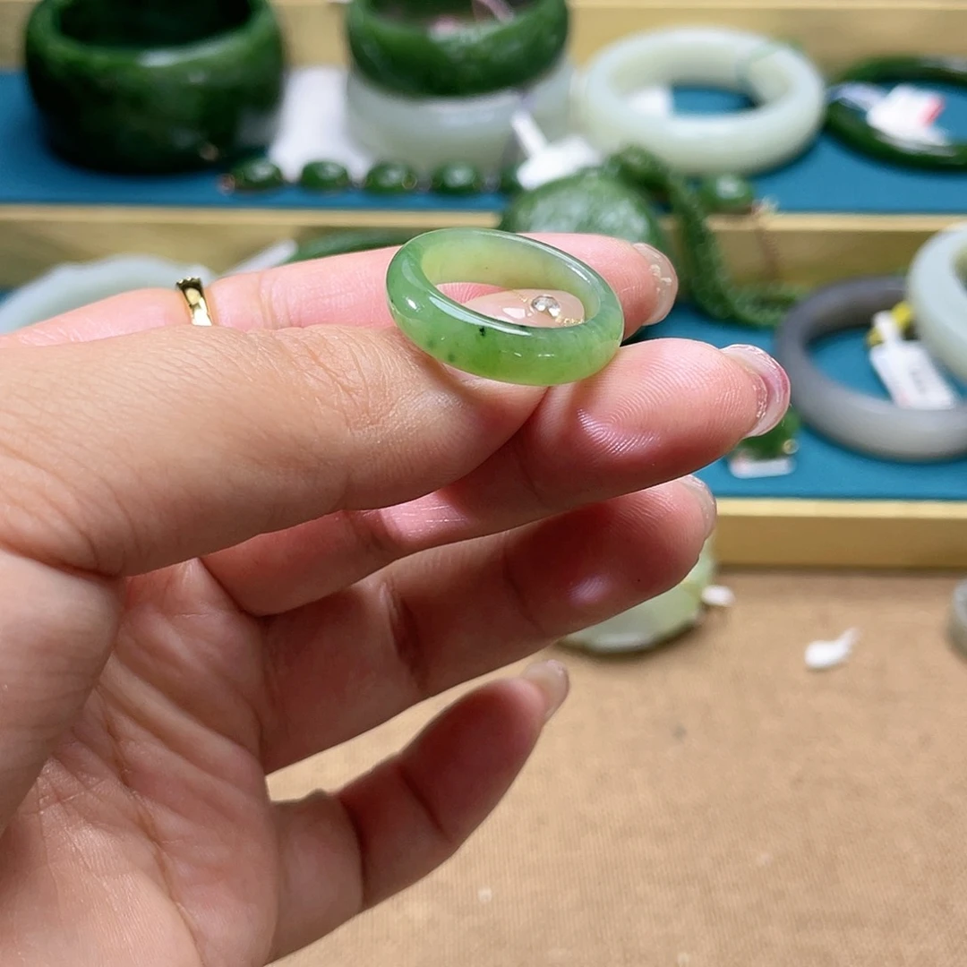 【闪购商品】和田玉手镯5960圈口5未镶嵌