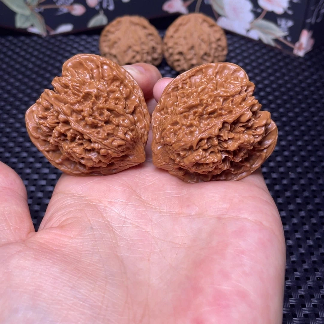 文玩核桃把件全品满天星43尺46克