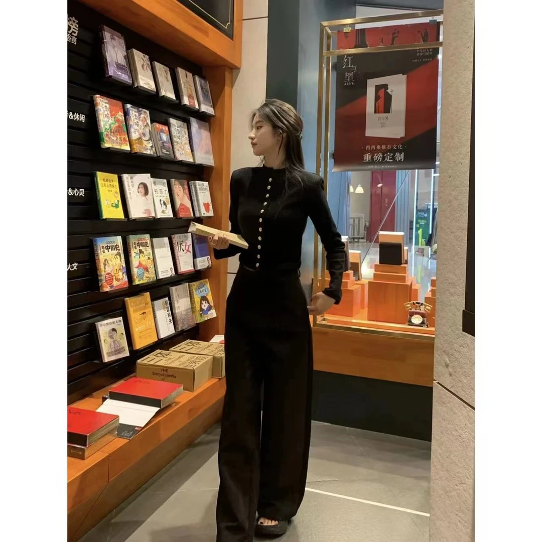 徐秋阳 千金大小姐  时尚休闲修身设计款舒适上衣外套11613