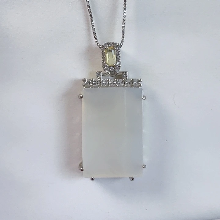 玛瑙/玉髓颈饰合金