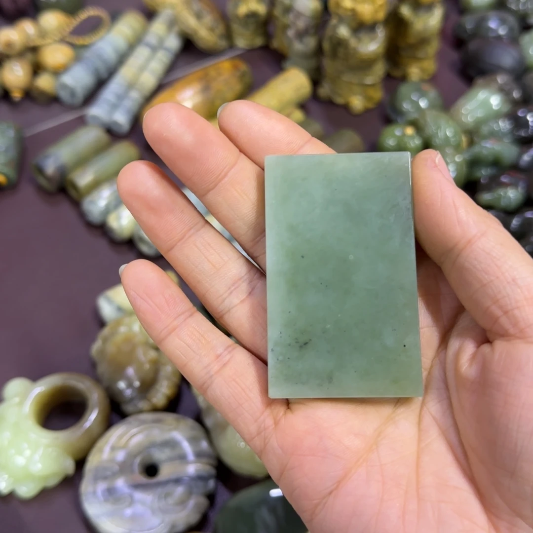 岫岩河磨玉（透闪石质玉）未镶嵌颈饰