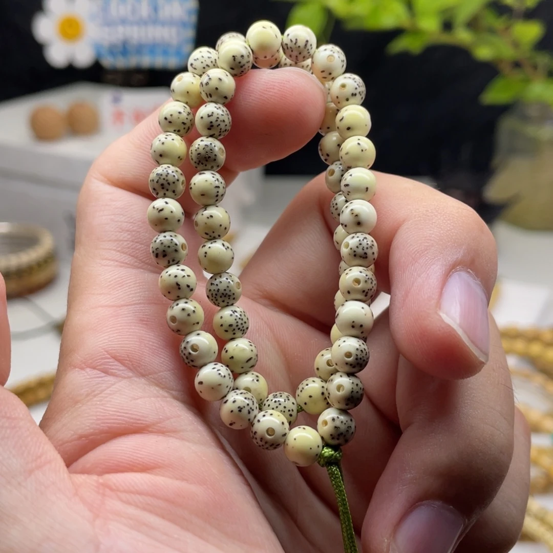 手串星月菩提66 手持
