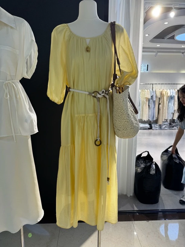 夏季新款温柔清新减龄宽松百搭圆领天丝连衣裙