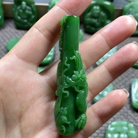 【闪购商品】颈饰未镶嵌和田玉