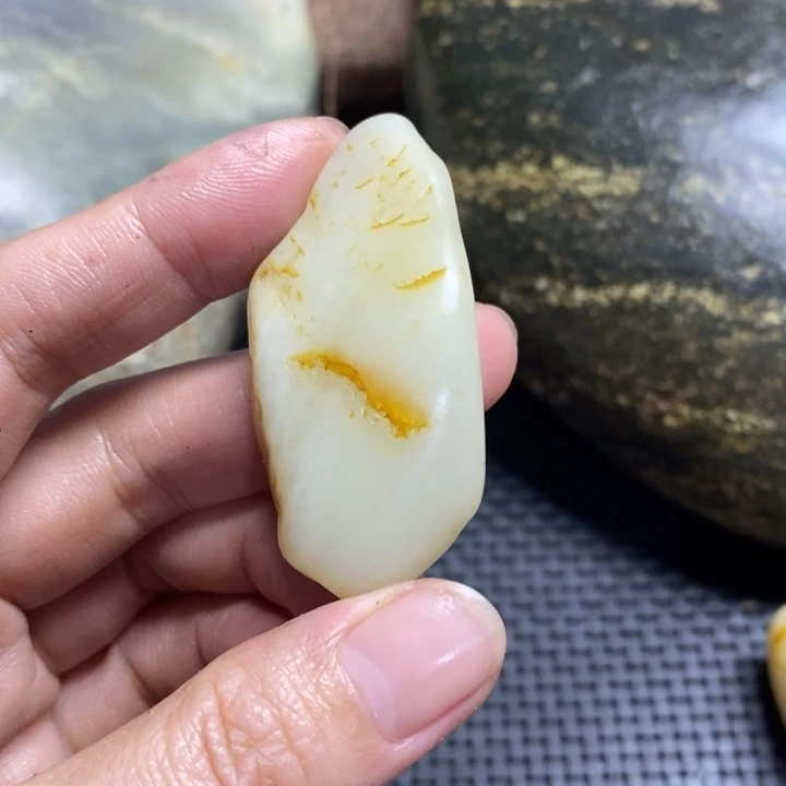 未镶嵌和田玉挂件