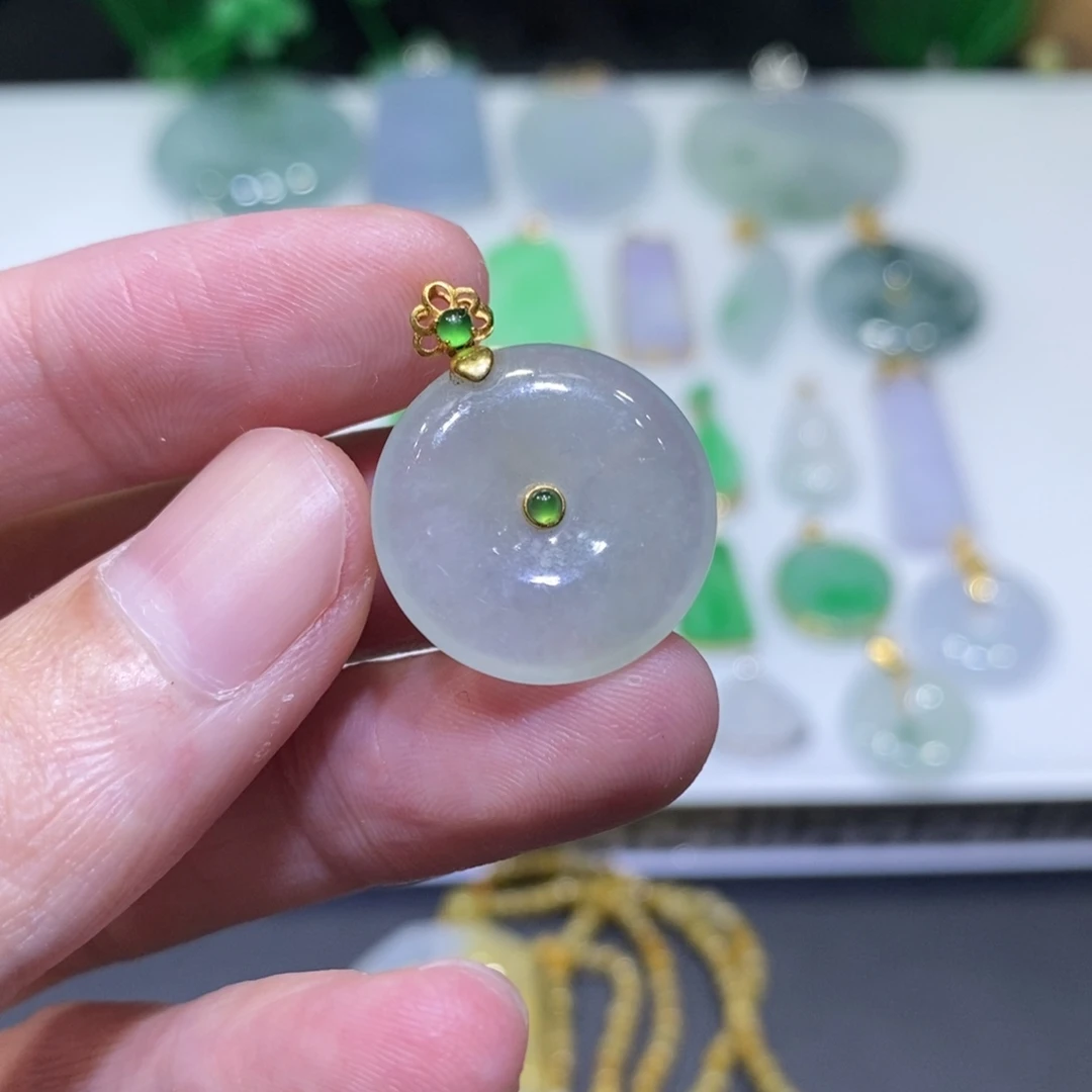 翡翠18K金镶嵌吊坠(不含链)