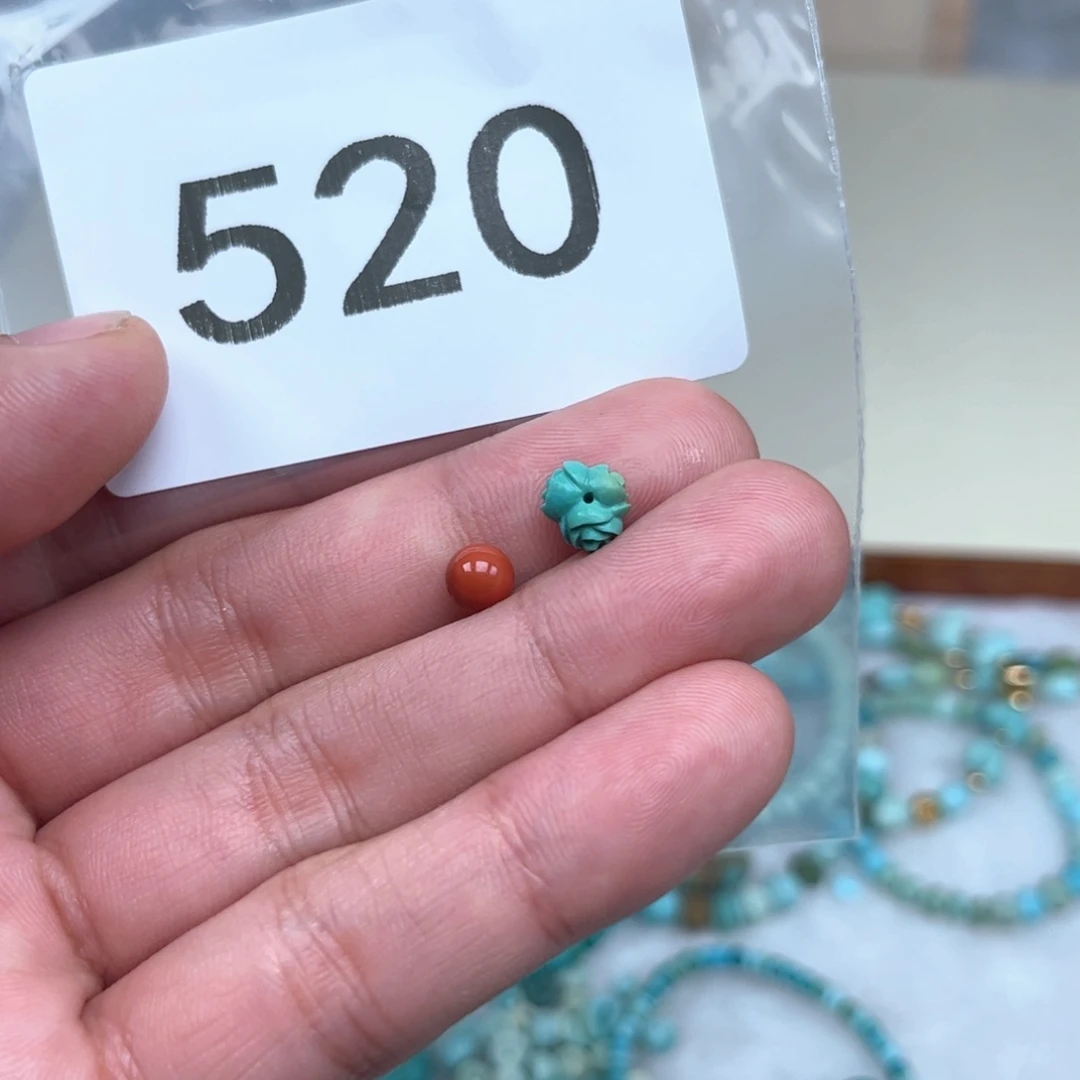 南红玛瑙未镶嵌珠宝奇石