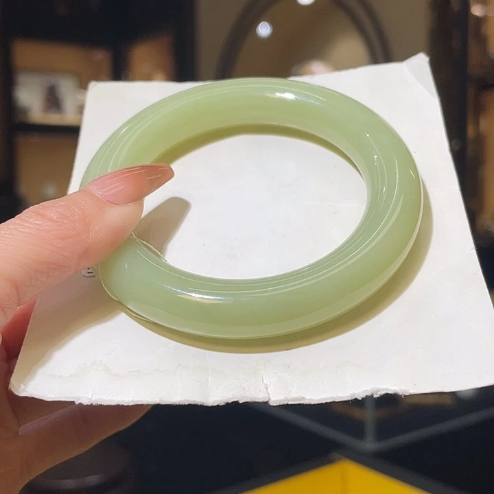 未镶嵌手镯（圆镯）和田玉58.5#87.9g