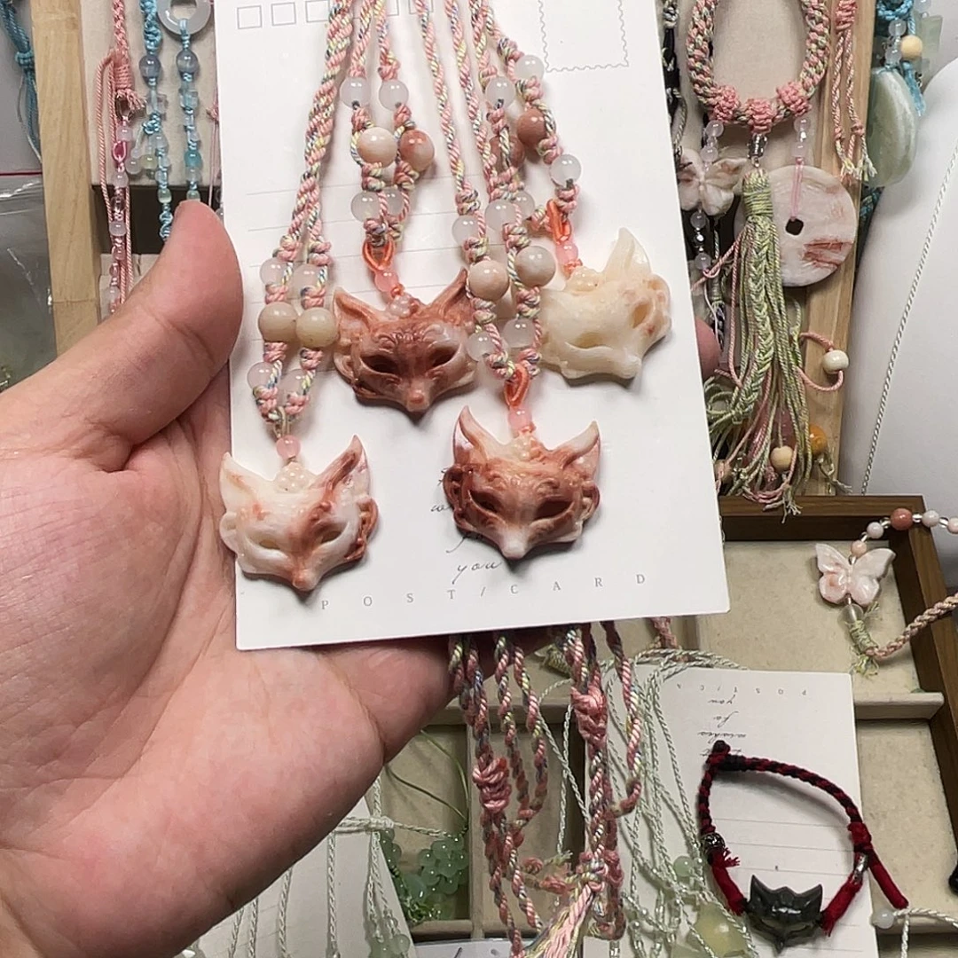 蛇纹石玉合金颈饰