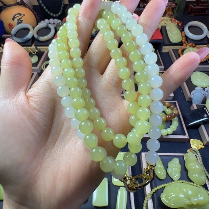 和田玉（黄玉）未镶嵌颈饰